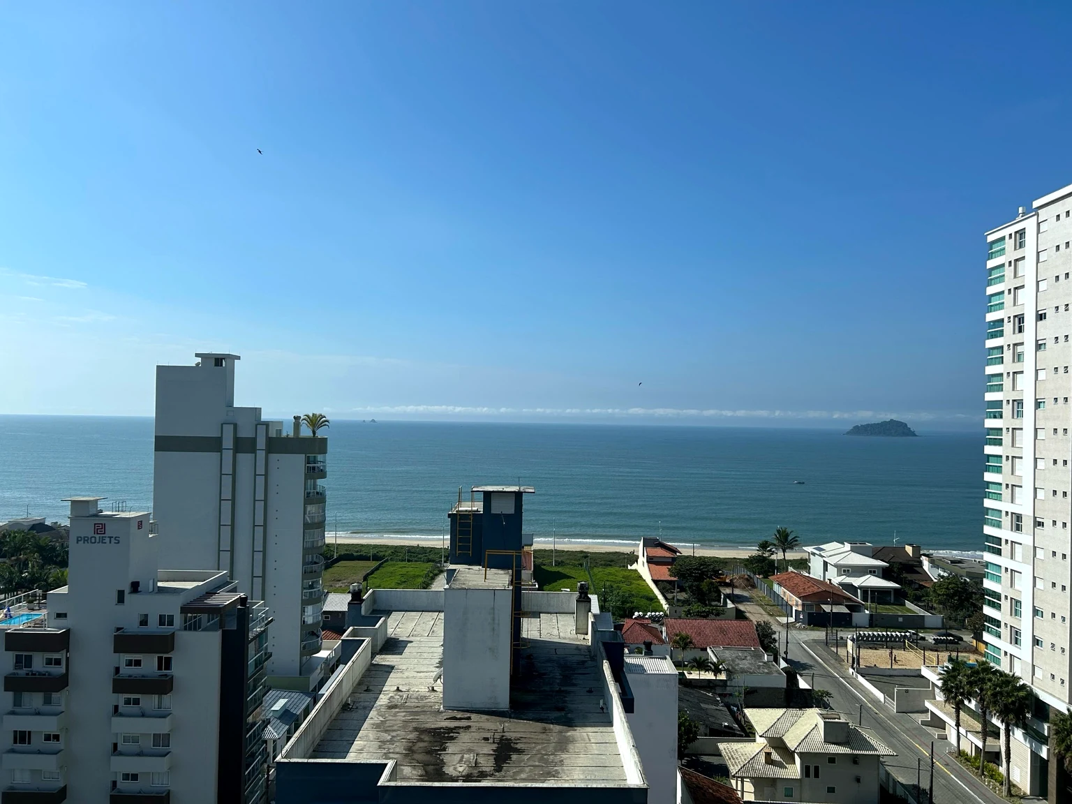 Vista panorâmica para o mar